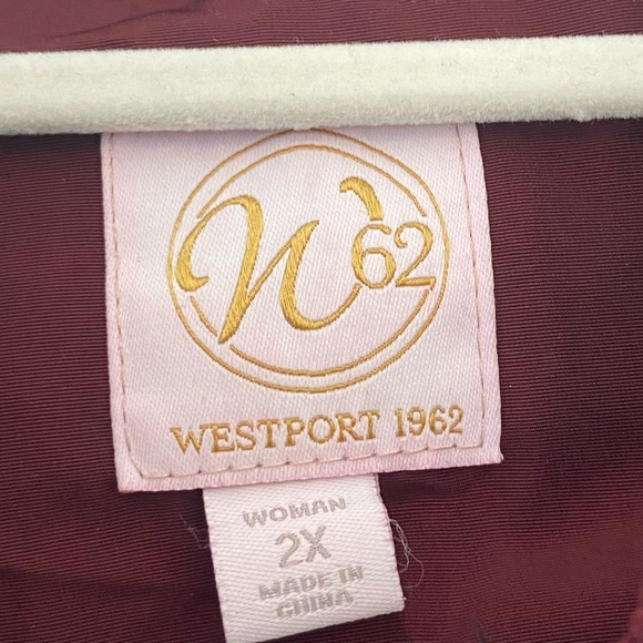 Westport Red Vest - Picture 2 of 2